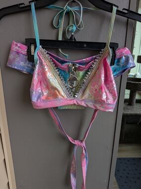 Multicolor Metallic Floral Zip-Front Crop Top